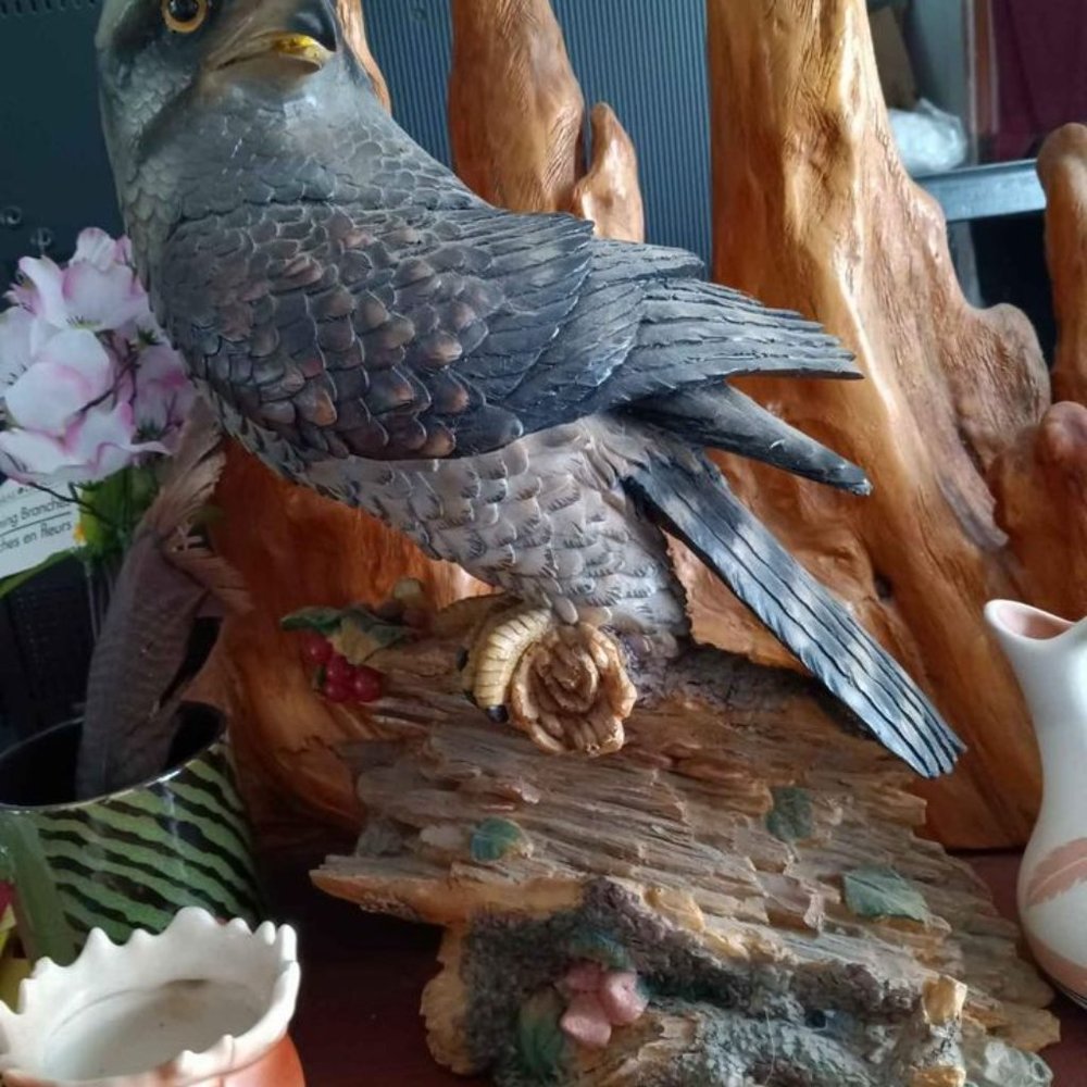 Bird of Prey Statue